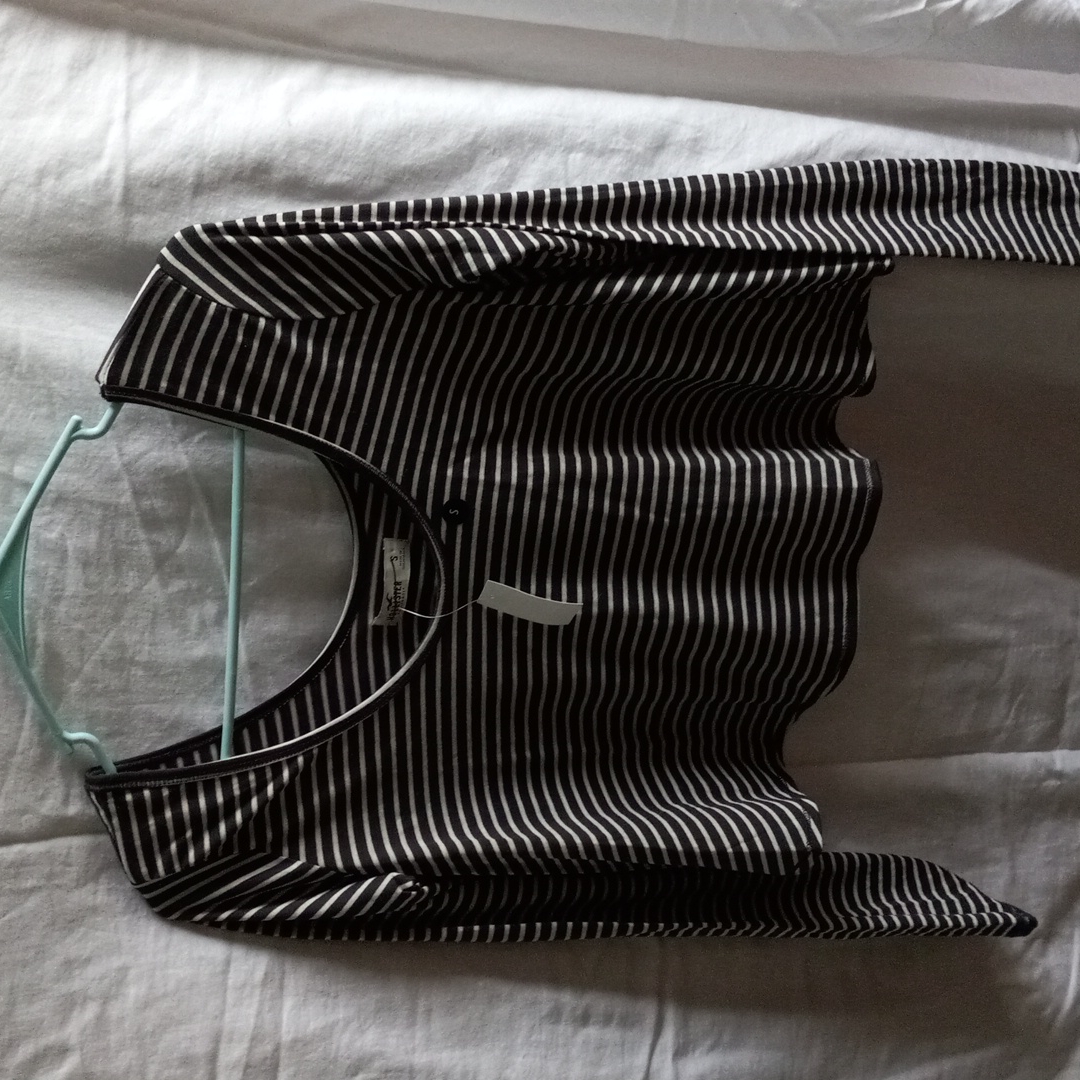 [S] Junior Hollister /Abercrombie &Fitch Smoke Grey W/Cream Color Stripes